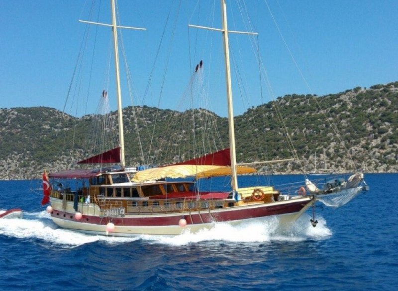 Fethiye' de 8Kabinli 16 Kişilik 25MT Gulet