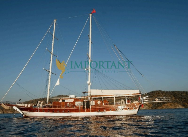 34 Mt Gulet with 8 Cabins for 16 Person in Fethiye, Turkey