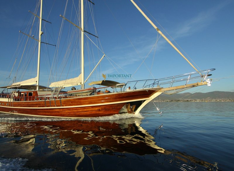 Fethiye' de 6 Kabinli 12 Kişilik 33 MT Lüks Gulet