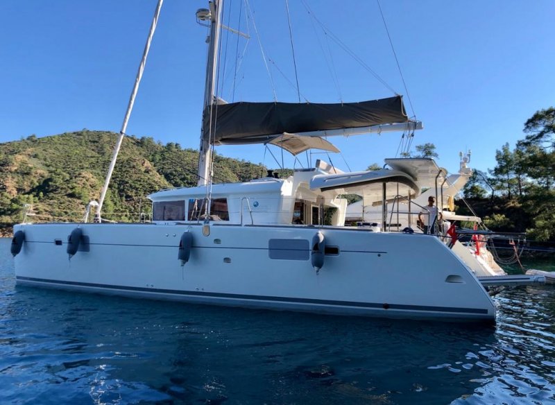 Bodrum' da 3 Kabinli Lagoon 450 Katamaran
