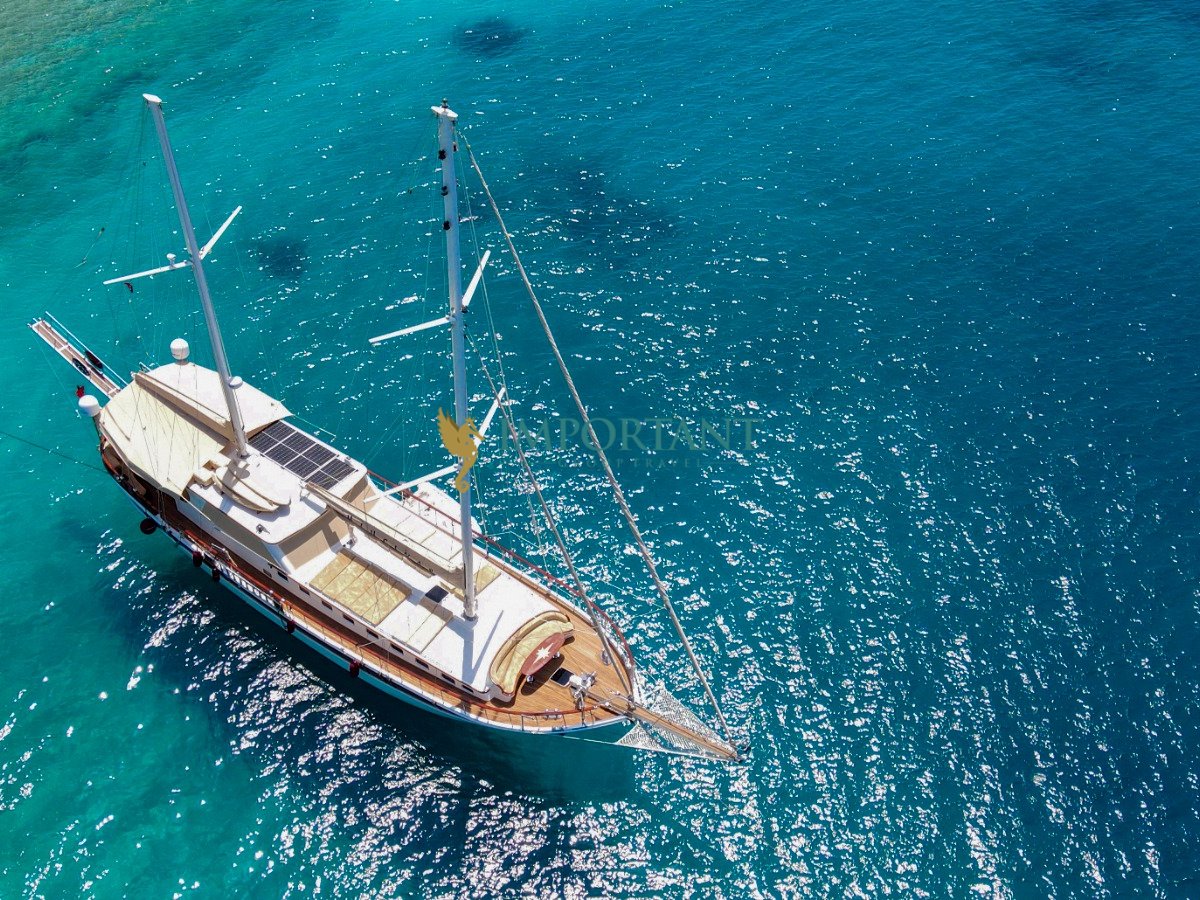 6 Kabinli 12 Kişilik 25 Mt Gulet