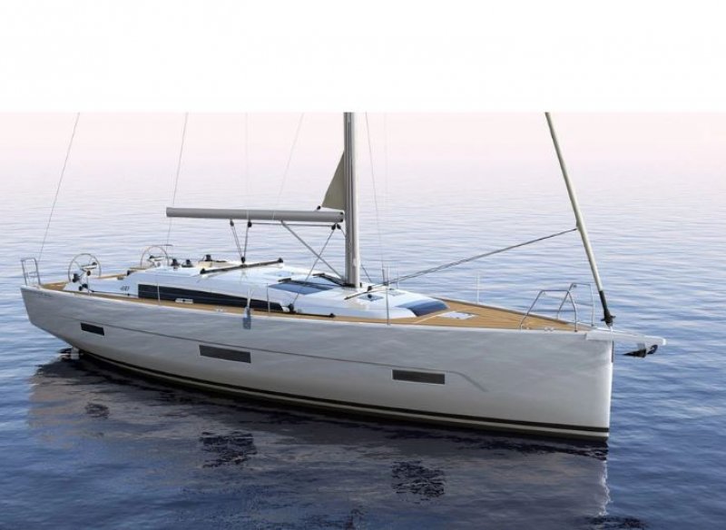 Göcek' te 2021 Model, 3 Kabin Dufour Grand Large 430 Kiralık Yelkenli Tekne