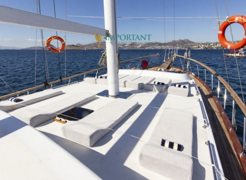 Bodrum' da 4 Kabinli 8 Kişilik 26 Mt Gulet