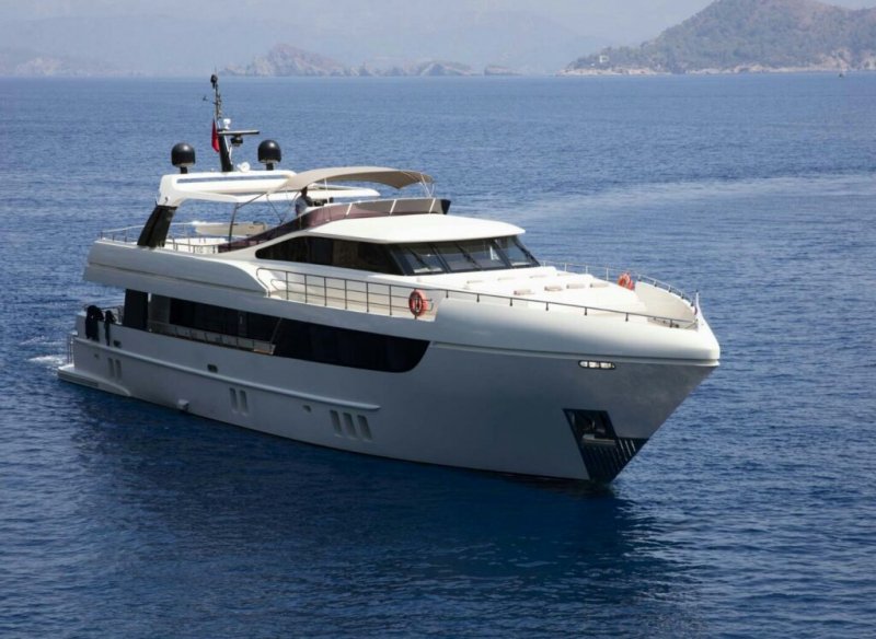 Luxury Rental Motor Yacht in Bodrum 