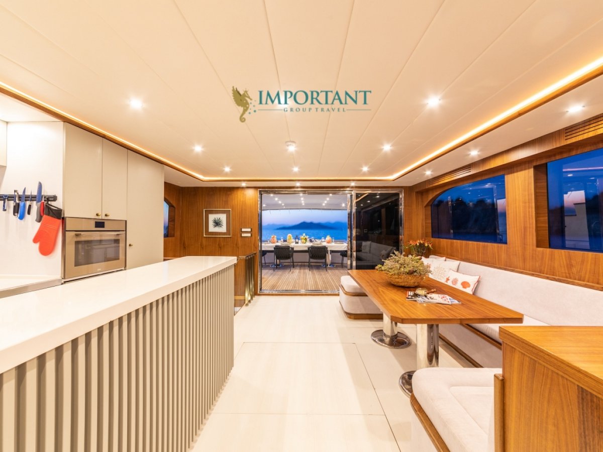 Göcek' te 4 kabinli Lüks Trawler Motoryat