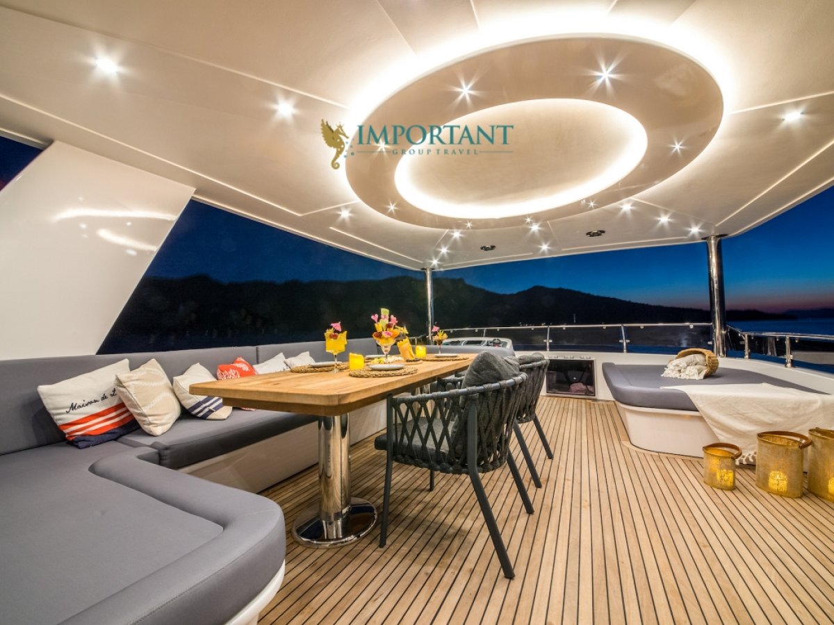 Göcek' te 4 kabinli Lüks Trawler Motoryat