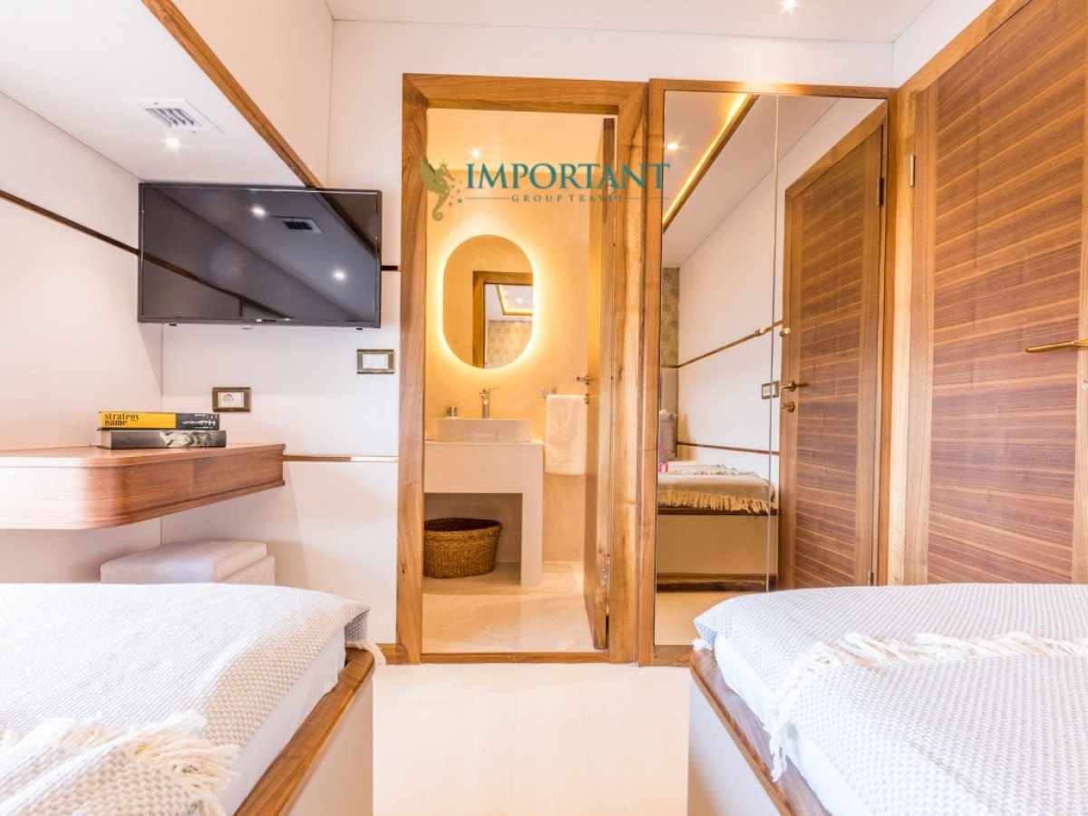 Göcek' te 4 kabinli Lüks Trawler Motoryat