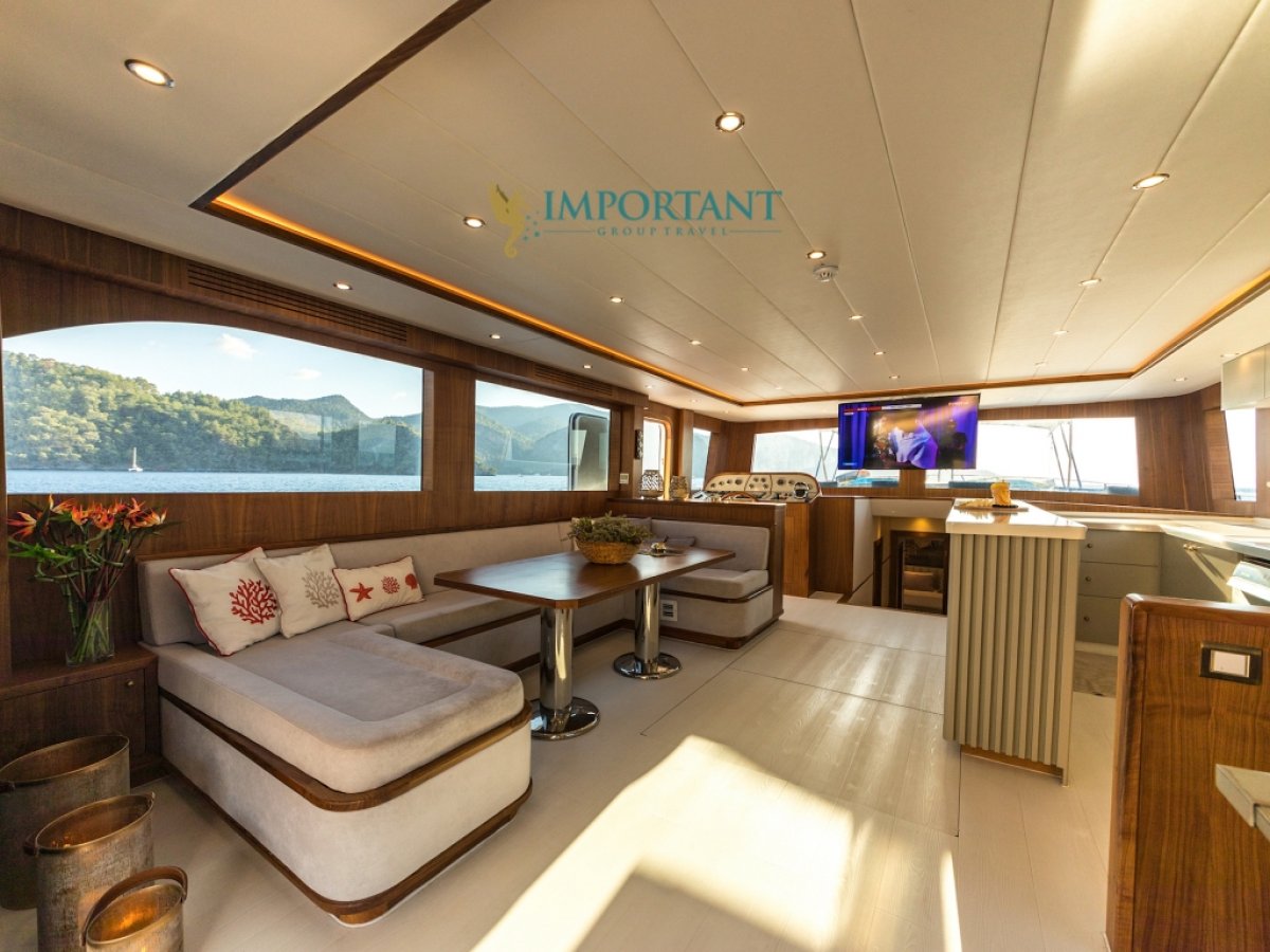 Göcek' te 4 kabinli Lüks Trawler Motoryat