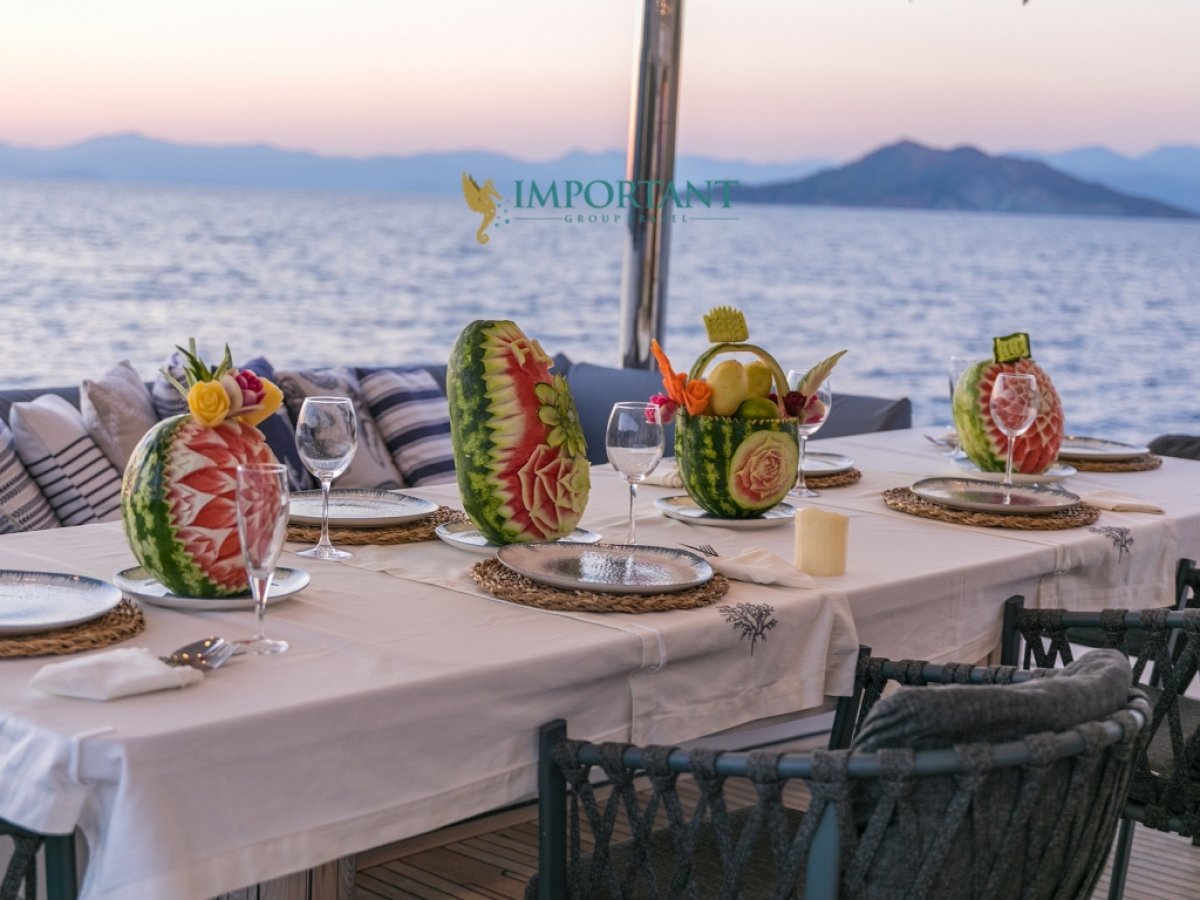 Göcek' te 4 kabinli Lüks Trawler Motoryat