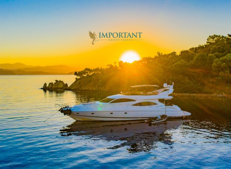 Göcek' te Kiralık 4 Kabin Lüks Motoryat