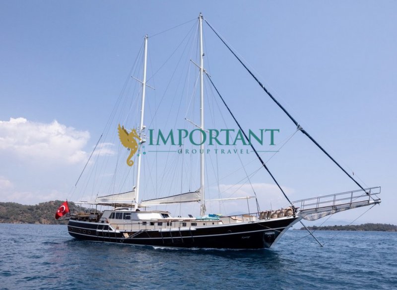 27 mt Gulet with 5 Cabins for 11 Persons in Bodrum