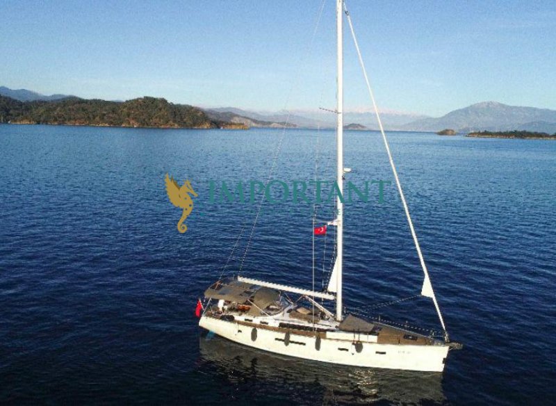 Göcek'te 3 Kabin Kiralık Yelkenli Tekne