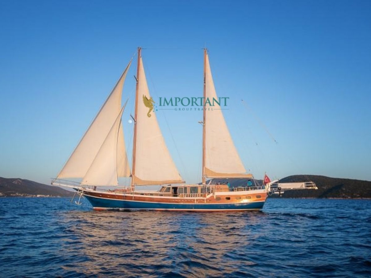 Bodrum' da 6 Kabinli 12 Kişilik 26 Mt Gulet