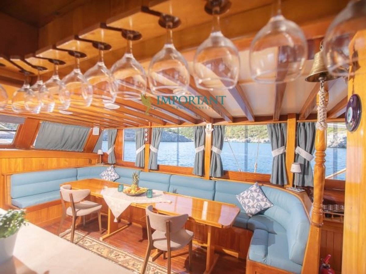 Bodrum' da 6 Kabinli 12 Kişilik 26 Mt Gulet