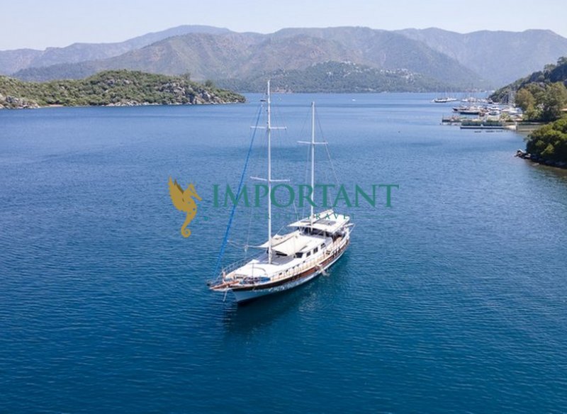 Marmaris' te 24Mt, 5 Kabin, 10 Kişilik Gulet