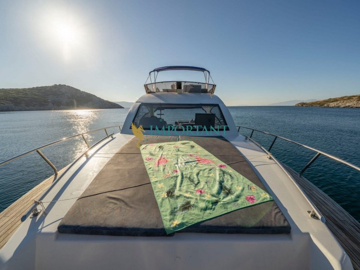 2 kabinli 4 kişilik 17 Mt Motor Yat.