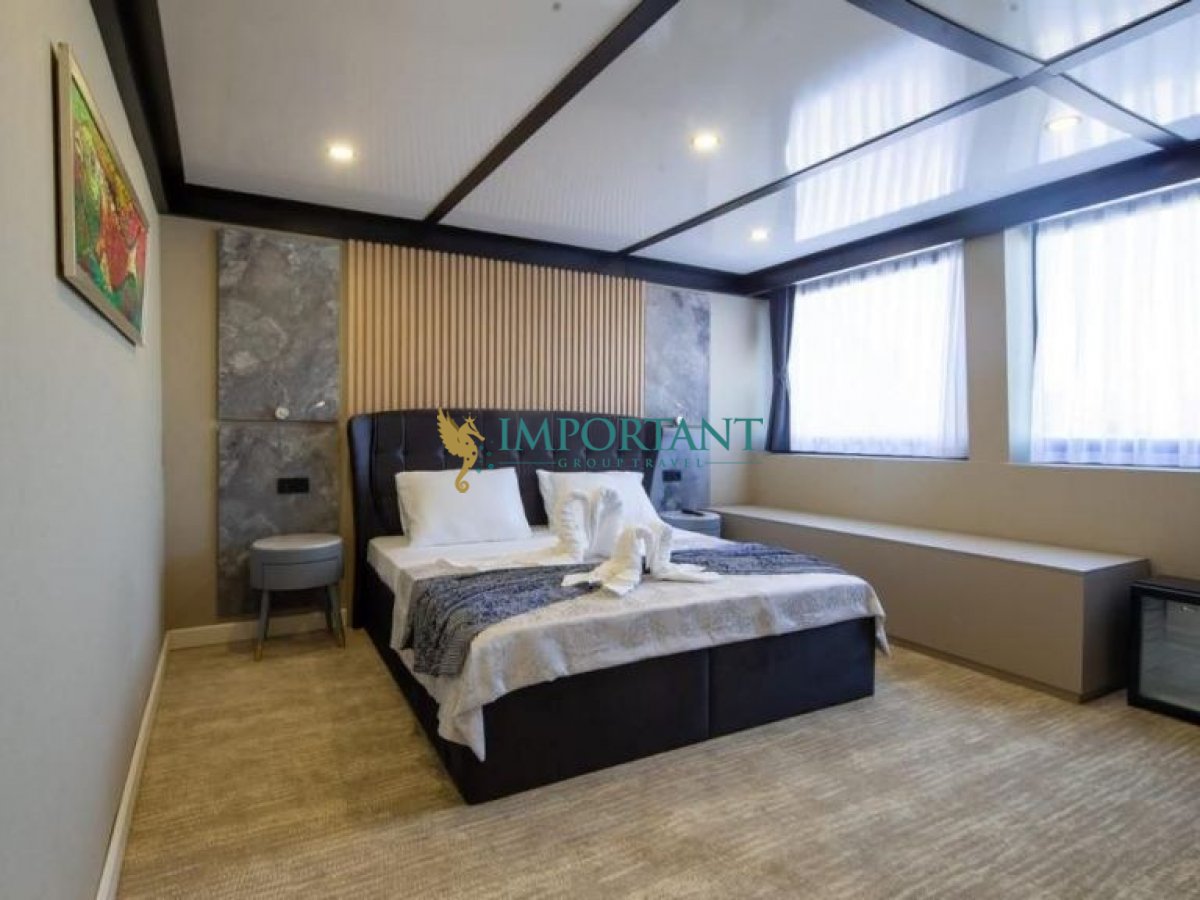 MARMARİS'TE 56 Mt Ultra Delüks motoryat