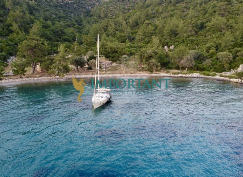 Bodrum'da 3 Kabin Beneteau 47 Kiralık Yelkenli Tekne