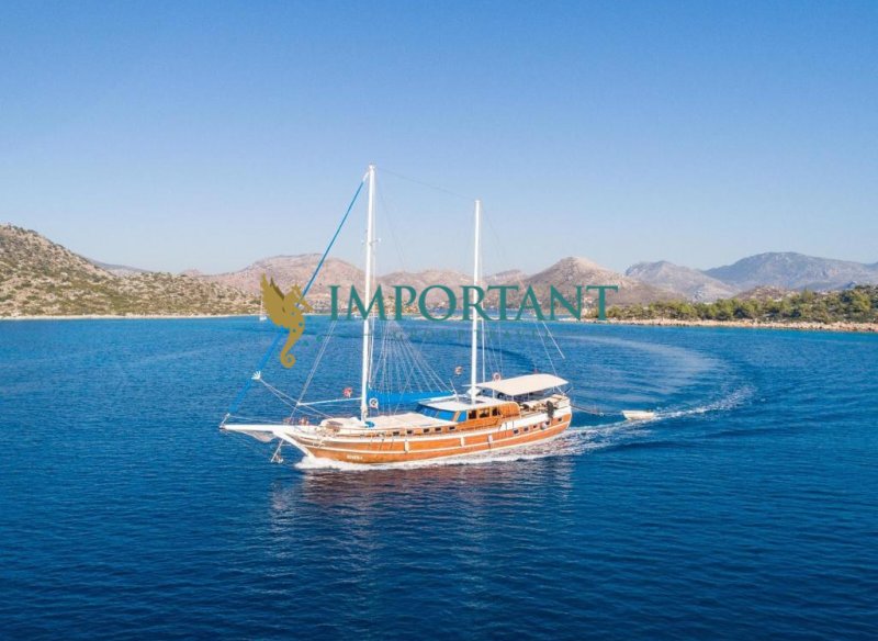Marmaris' te Selimiye Çıkışlı 27 Mt, 6 Kabin, 12 Kişilik Gulet
