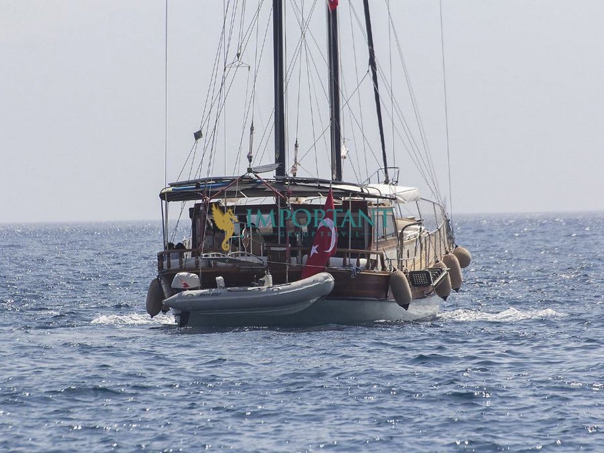 Fethiye ' de 3 Kabin 6 Kişilik 19 Mt Gulet