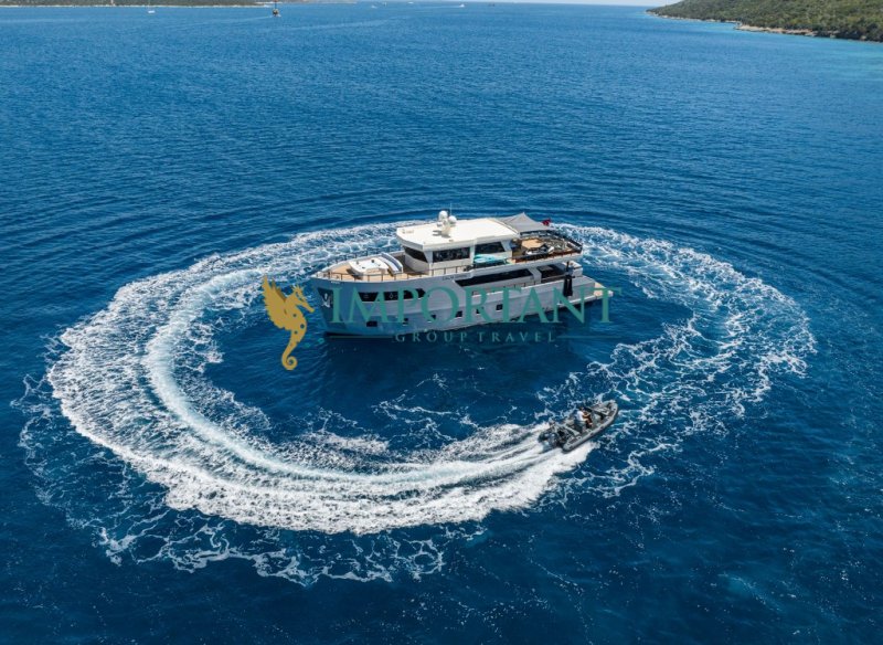 Bodrum'da 6 kabinli 30 mt Delüks Motoryat