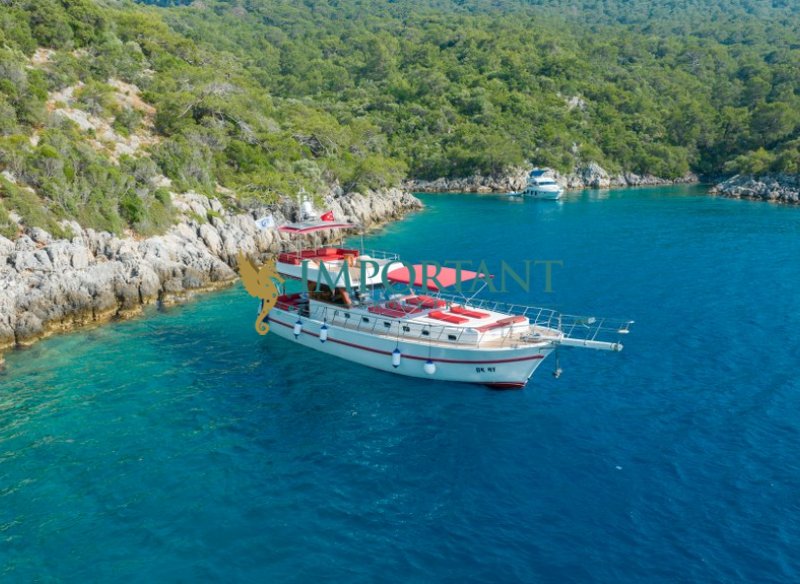 Fethiye' de 3 Kabinli 6 Kişilik 18 MT Gulet