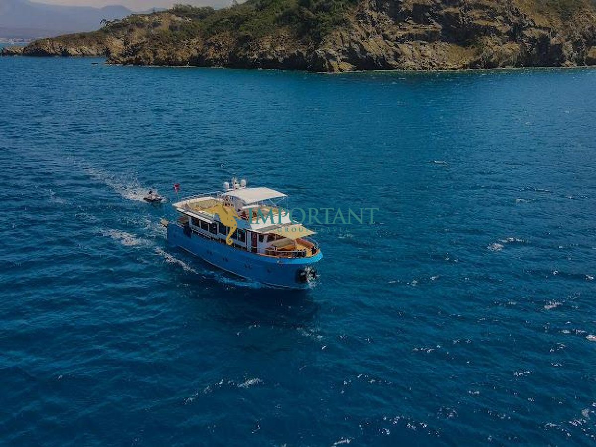 Fethiye'de 4 kabinli 20 mt Trawler Motoryat