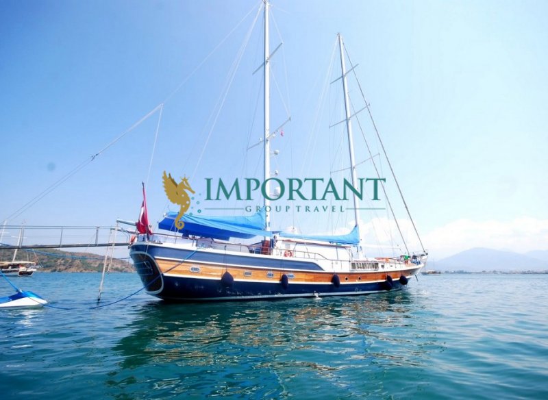 Marmaris' te 33 Mt, 5 Kabin, 10 Kişilik Gulet