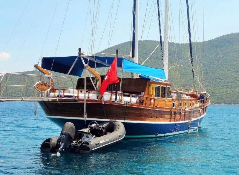 Bodrum' da 3 Kabin 6 Kişilik 22 Mt Gulet