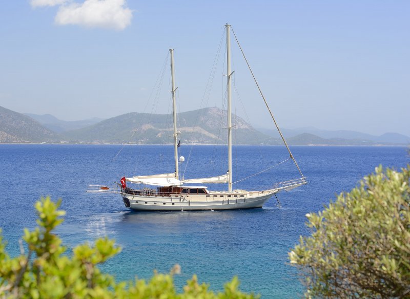 24 Mt Gulet with 4 Cabin for 8 Persons in Bodrum