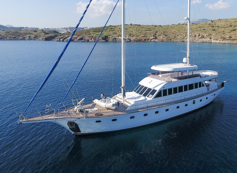 27 Mt Gulet with 4 Cabins for 9 Persons in Bodrum