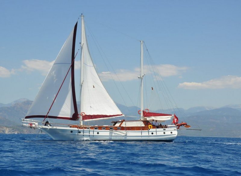 22 Mt Gulet with 3 Cabin for 6 Pax in Bodrum